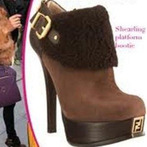 FENDI Fendista Shearling Fur Brown Suede Buckle Platform Ankle Boots
